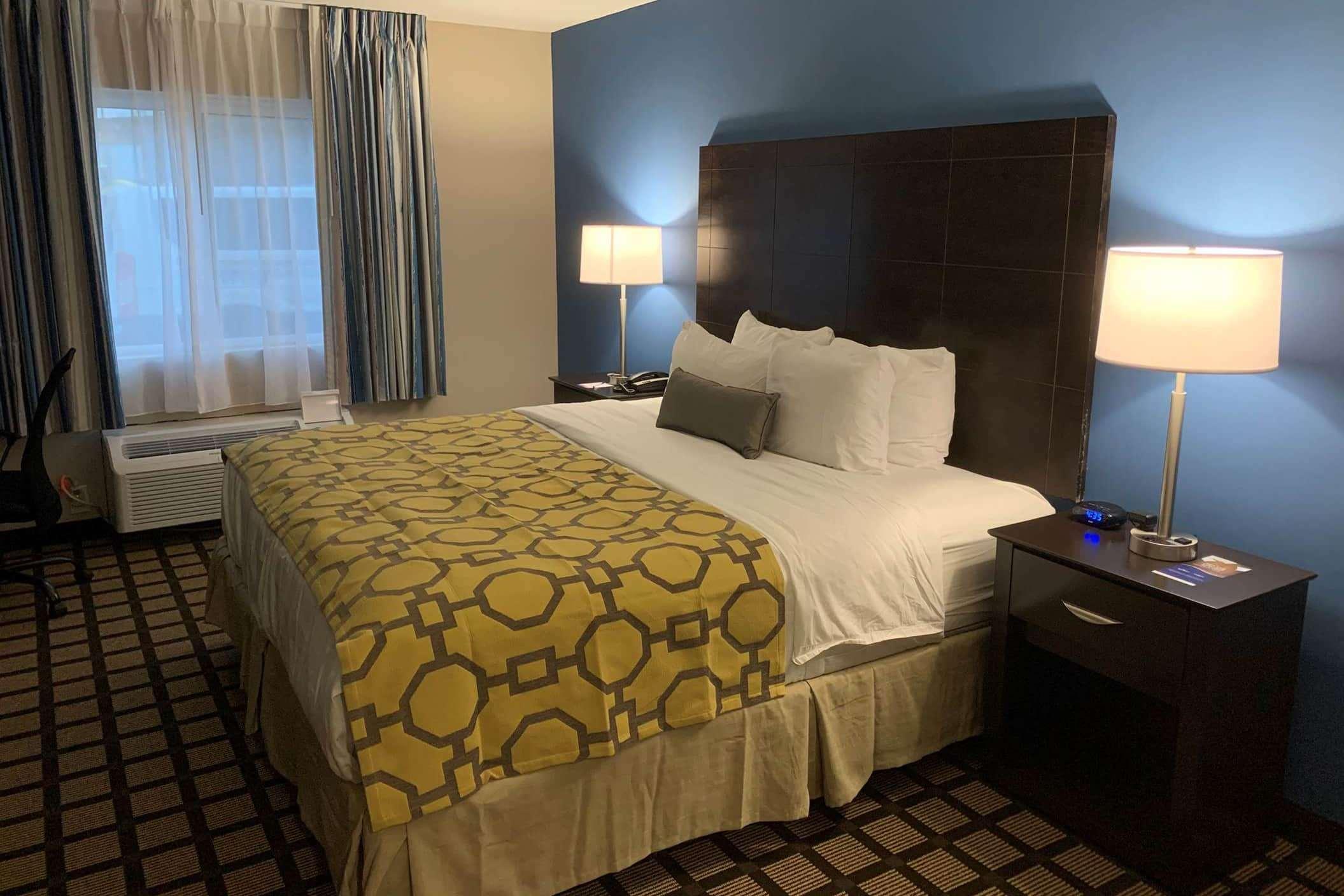 Baymont By Wyndham Latham Albany Airport Hotel Bagian luar foto